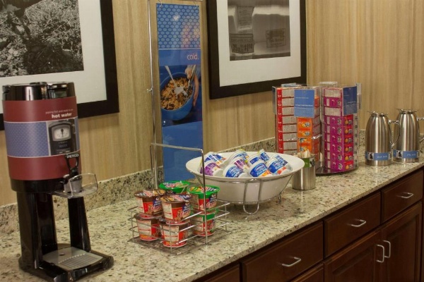 Hampton Inn By Hilton Burlington image 13