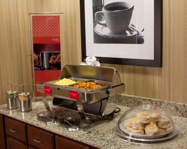 Hampton Inn By Hilton Burlington image 15